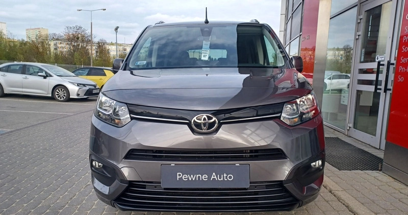 Toyota Proace City Verso cena 99900 przebieg: 93300, rok produkcji 2020 z Wisła małe 596